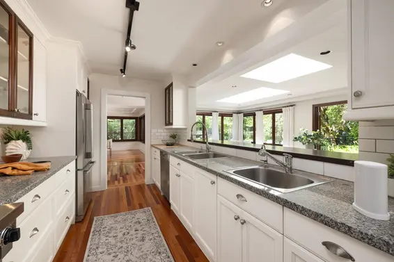 431 Southborough Drive, West Vancouver For Sale - image 20