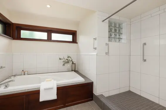 431 Southborough Drive, West Vancouver For Sale - image 38