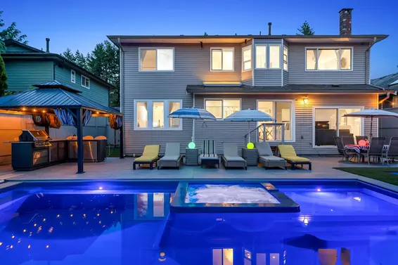 2021 Rufus Drive, North Vancouver For Sale - image 2