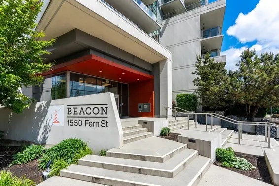 908 1550 Fern Street, North Vancouver For Sale - image 3