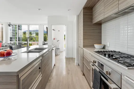 908 1550 Fern Street, North Vancouver For Sale - image 4