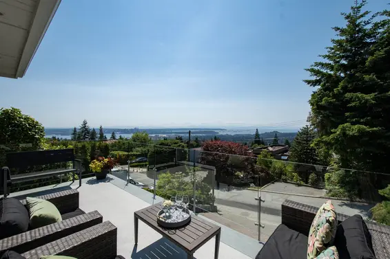 4046 St. Pauls Avenue, North Vancouver