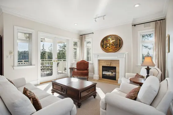 4668 Headland Drive, West Vancouver For Sale - image 2