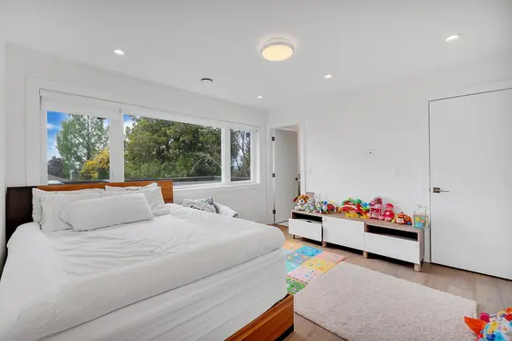 440 West Queens Road, North Vancouver For Sale - image 25