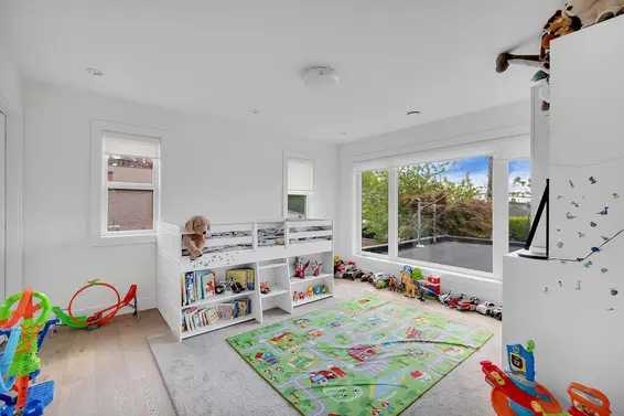 440 West Queens Road, North Vancouver For Sale - image 30