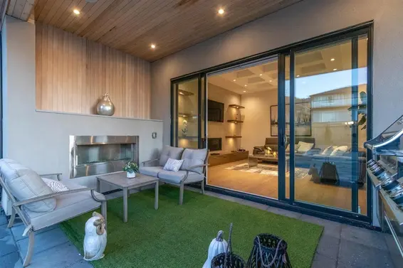 440 West Queens Road, North Vancouver For Sale - image 36