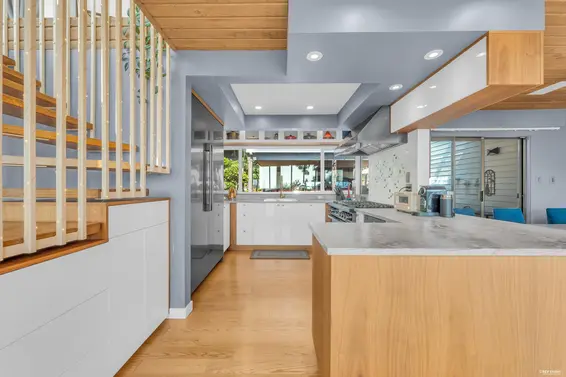 1315 Tyrol Road, West Vancouver For Sale - image 10