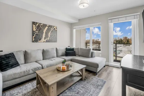 401 1496 Charlotte Road, North Vancouver For Sale - image 2