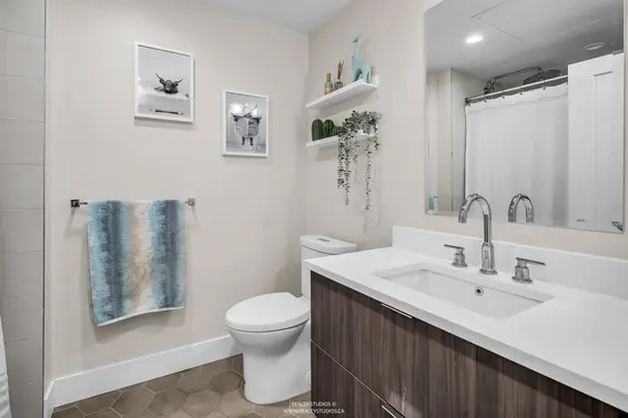 401 1496 Charlotte Road, North Vancouver For Sale - image 23