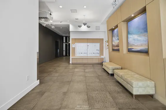 401 1496 Charlotte Road, North Vancouver For Sale - image 37