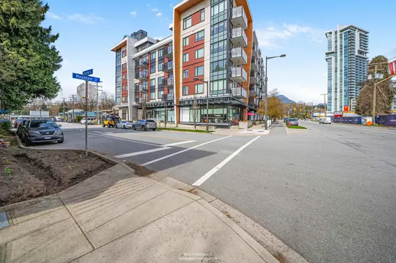 401 1496 Charlotte Road, North Vancouver For Sale - image 39