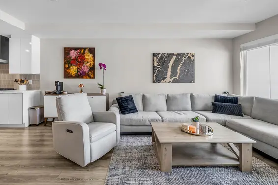 401 1496 Charlotte Road, North Vancouver For Sale - image 4