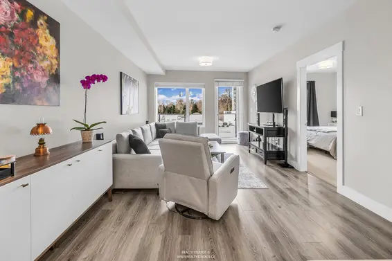 401 1496 Charlotte Road, North Vancouver For Sale - image 7