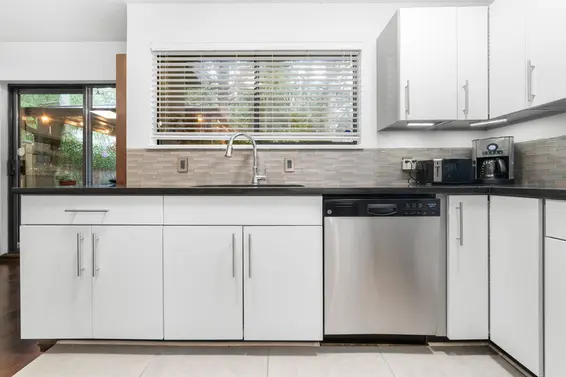1131 Lillooet Road, North Vancouver For Sale - image 14