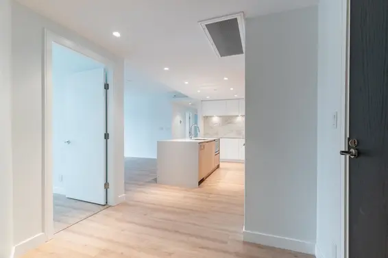 401 1500 Fern Street, North Vancouver For Sale - image 3