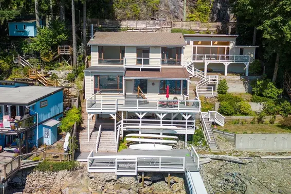 5654 Indian River Drive, North Vancouver