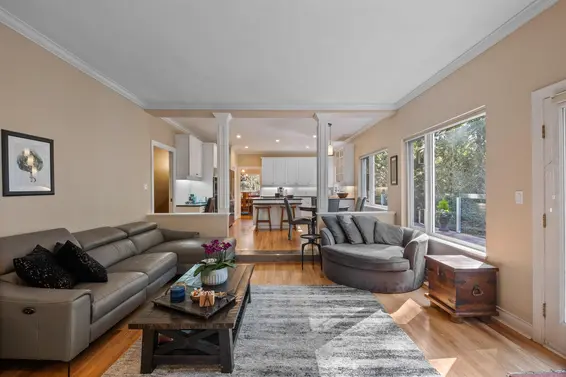 4905 Chalet Place, North Vancouver For Sale - image 14