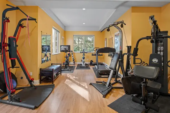 4905 Chalet Place, North Vancouver For Sale - image 34