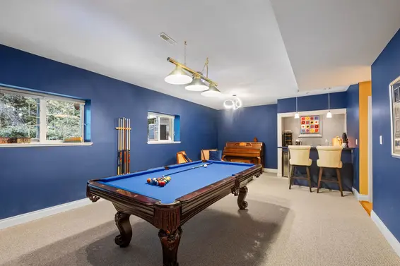 4905 Chalet Place, North Vancouver For Sale - image 36