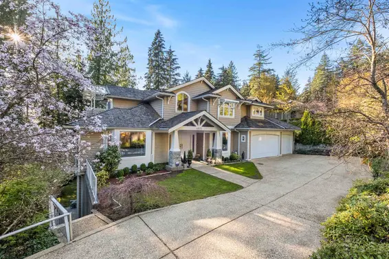 4905 Chalet Place, North Vancouver For Sale - image 37