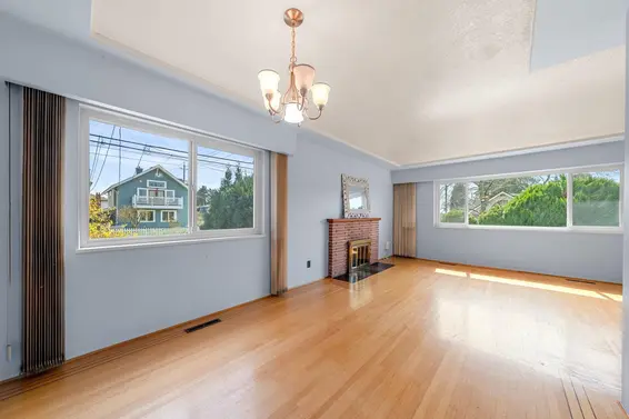 780 East 16th Street, North Vancouver For Sale - image 10