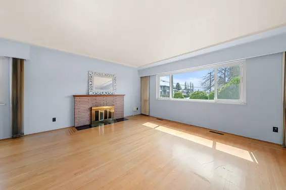 780 East 16th Street, North Vancouver For Sale - image 5