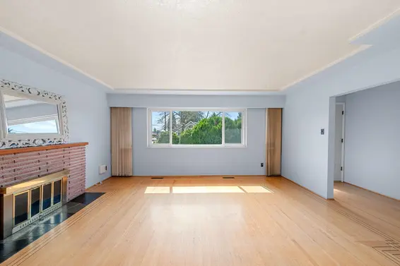780 East 16th Street, North Vancouver For Sale - image 8