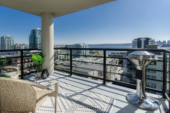 902 124 West 1st Street, North Vancouver