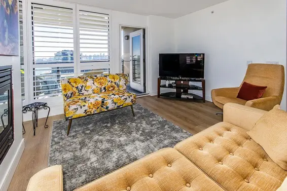 902 124 West 1st Street, North Vancouver For Sale - image 5