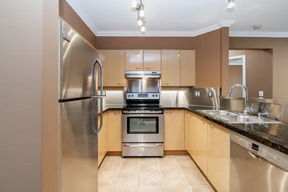 103 3625 Windcrest Drive, North Vancouver For Sale - image 6