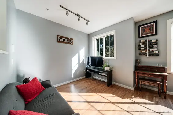 25 550 Browning Place, North Vancouver For Sale - image 6
