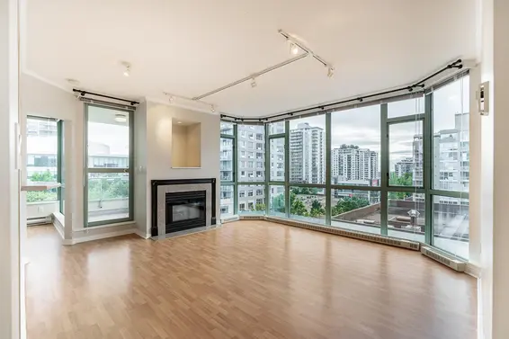 604 140 East 14th Street, North Vancouver For Sale - image 2