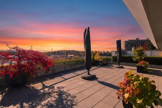 502 866 Arthur Erickson Place, West Vancouver For Sale - image 1
