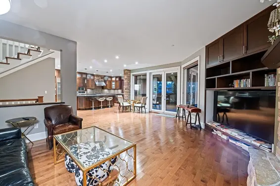 1116 Lawson Avenue, West Vancouver For Sale - image 3