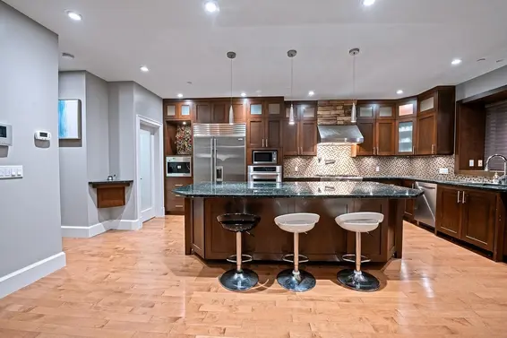 1116 Lawson Avenue, West Vancouver For Sale - image 9