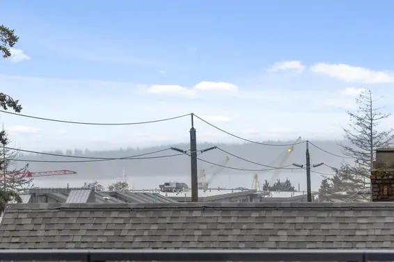 3 752 East 3rd Street, North Vancouver For Sale - image 32