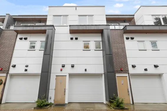 3 752 East 3rd Street, North Vancouver For Sale - image 34