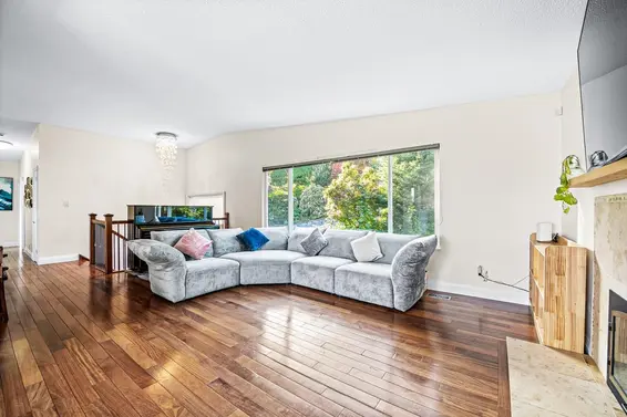 520 Ballantree Place, West Vancouver For Sale - image 6