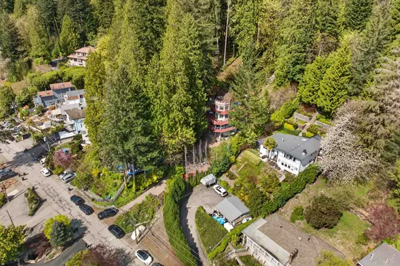 2755 Panorama Drive, North Vancouver For Sale - image 2