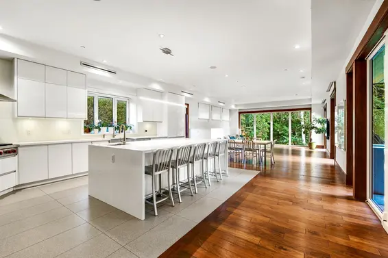 388 Hidhurst Place, West Vancouver For Sale - image 8