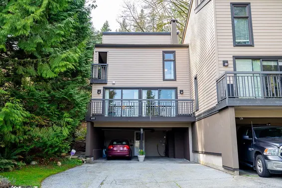 897 Heritage Boulevard, North Vancouver