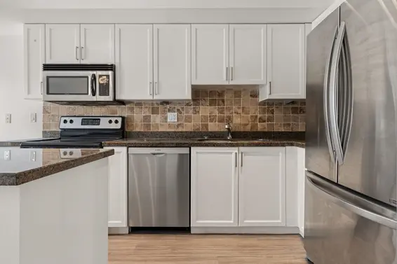 1117 St. Andrews Avenue, North Vancouver For Sale - image 3