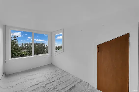 1010 Keith Road, West Vancouver For Sale - image 11