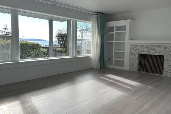 1010 Keith Road, West Vancouver For Sale - image 22