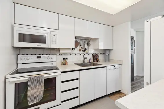 703 130 East 2nd Street, North Vancouver For Sale - image 10