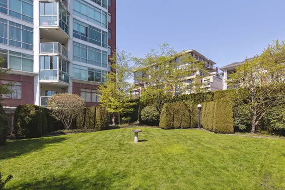 703 130 East 2nd Street, North Vancouver For Sale - image 17