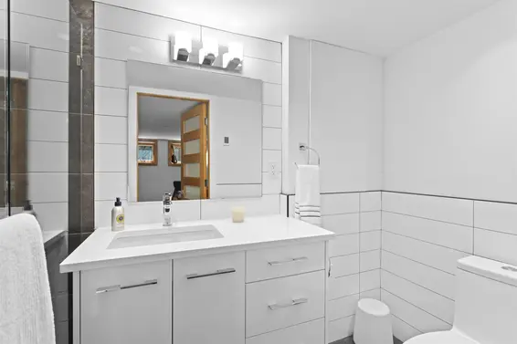 5410 Keith Road, West Vancouver For Sale - image 29