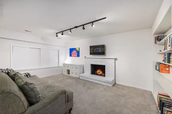 1152 West 17th Street, North Vancouver For Sale - image 24