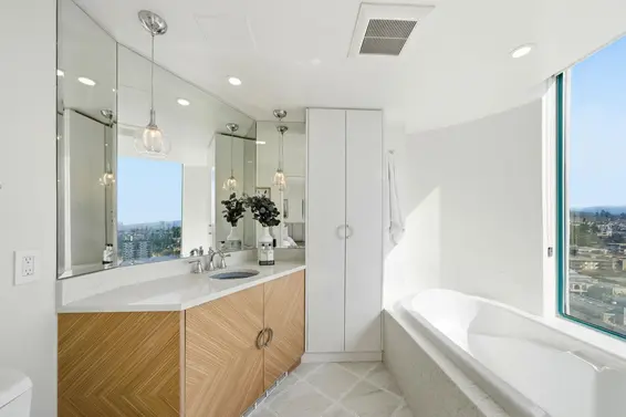 2201 120 West 2nd Street, North Vancouver For Sale - image 13