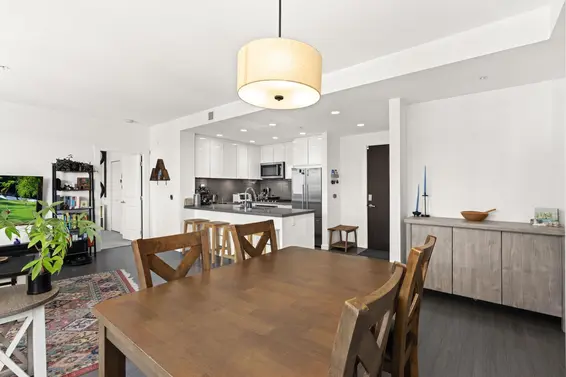 208 277 West 1st Street, North Vancouver For Sale - image 11